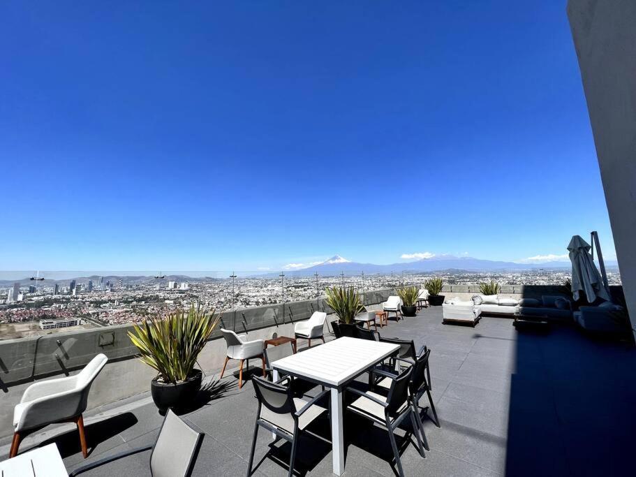 Luxury 3Br Apartment W Pool, Spa & Stunning Views Puebla Bagian luar foto
